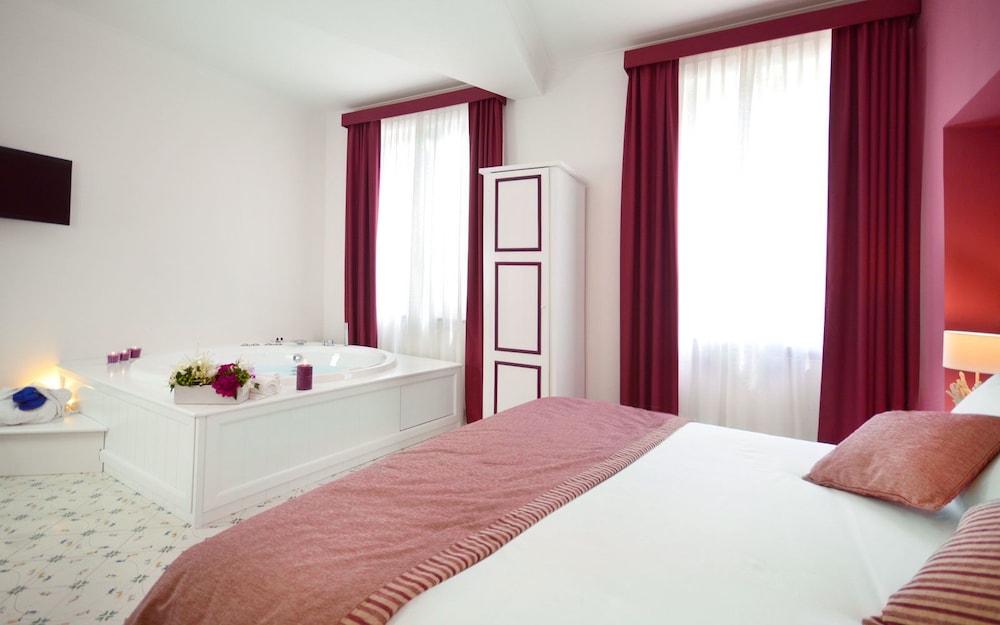 Hotel Cala Moresca Bacoli Esterno foto